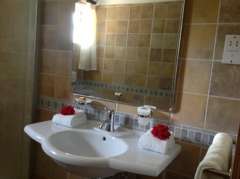 Apartment Cavern Baie Sainte Anne